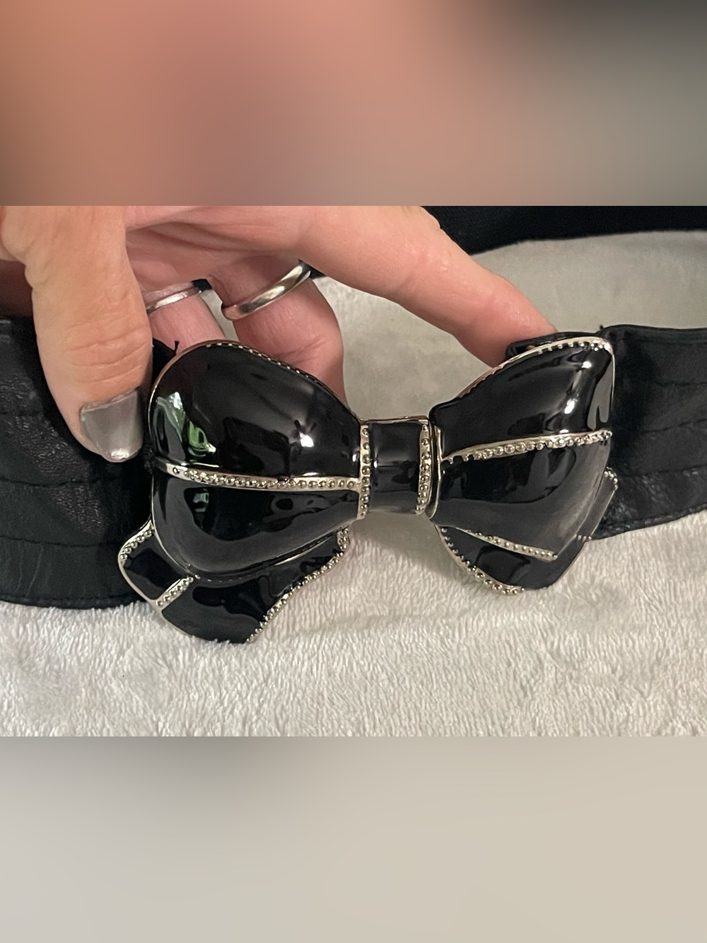 Vintage 80s black stretch belt chunky 3D enamel bow dress belt glitz and glam - Picture 4 of 7